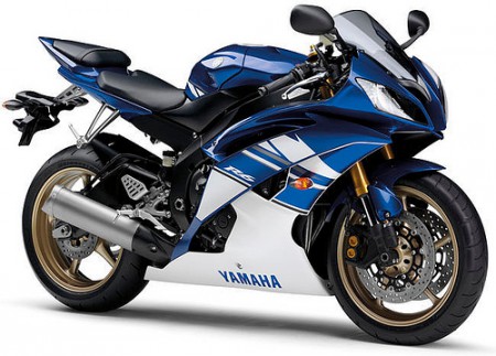 Yamaha R6 